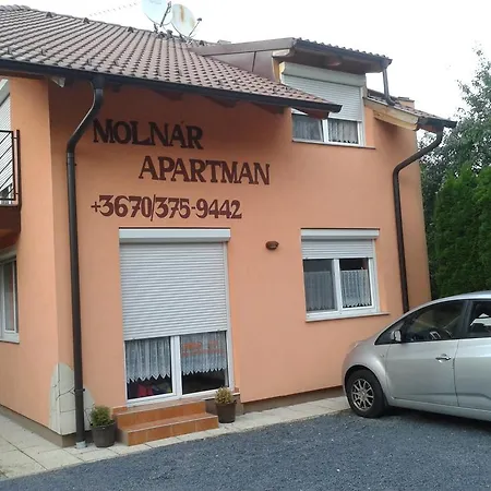 Appartement Apartman Molnar *