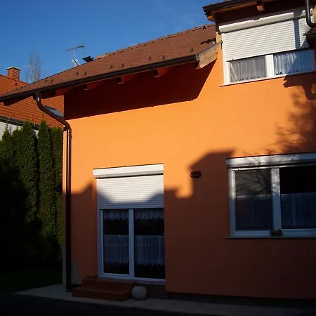 Appartement Apartman Molnar *